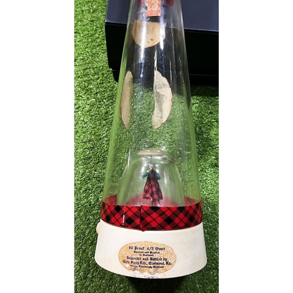 Vintage Scottish Whiskey Bottle Highland Dead Step Dance Music Box Tested Empty